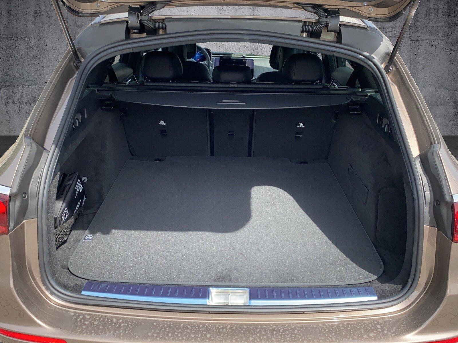 Mercedes-Benz E 220 AMG Line E 220 d Estate