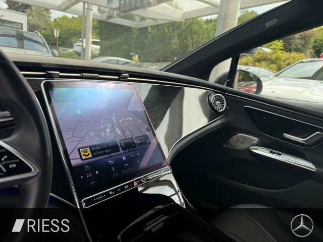 Mercedes-Benz EQE 300 Sedan