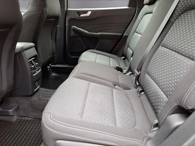 Ford Kuga Cool & Connect