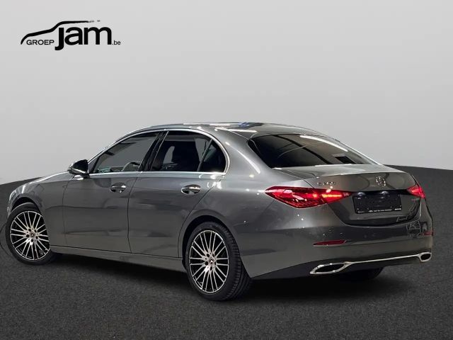 Mercedes-Benz C 200 Luxury Line Sedan