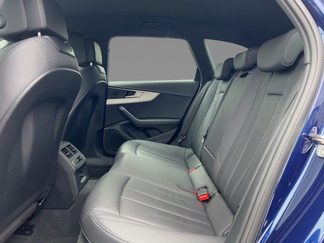 Audi A4 35 TFSI Avant S-Tronic
