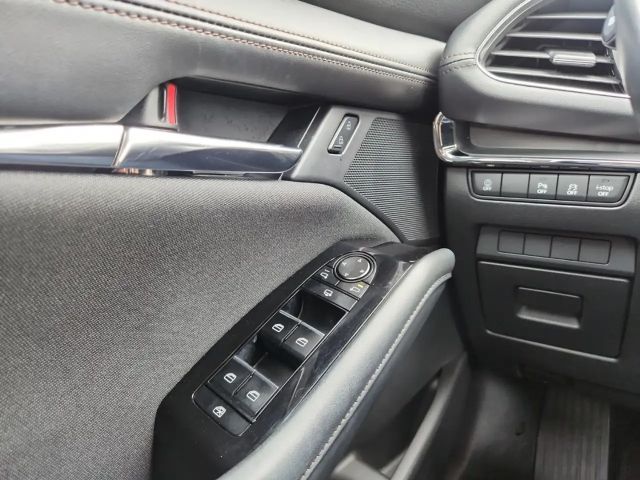 Mazda 3 Exclusive-line SkyActiv