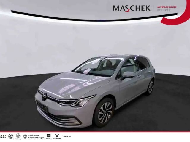 Volkswagen Golf 1.5 eTSI DSG