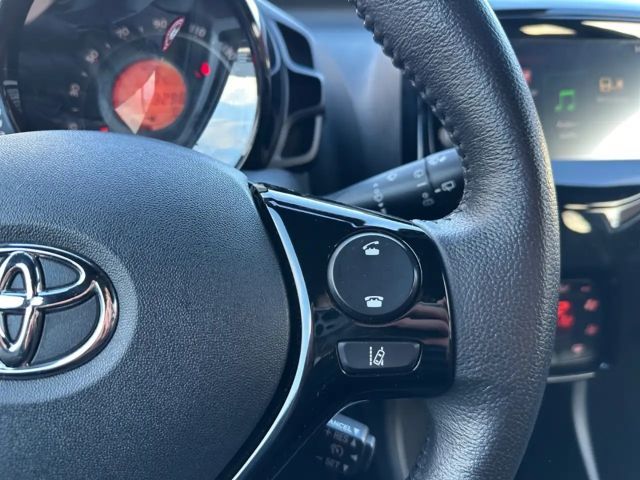 Toyota Aygo Hatchback X-final