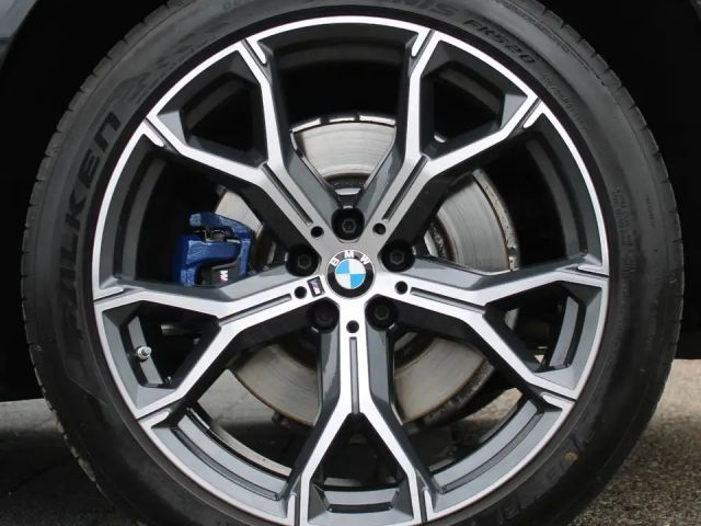 BMW X5 M-Sport M50i