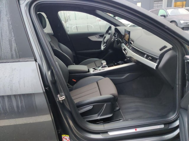 Audi A4 45 TFSI Avant Quattro S-Line S-Tronic