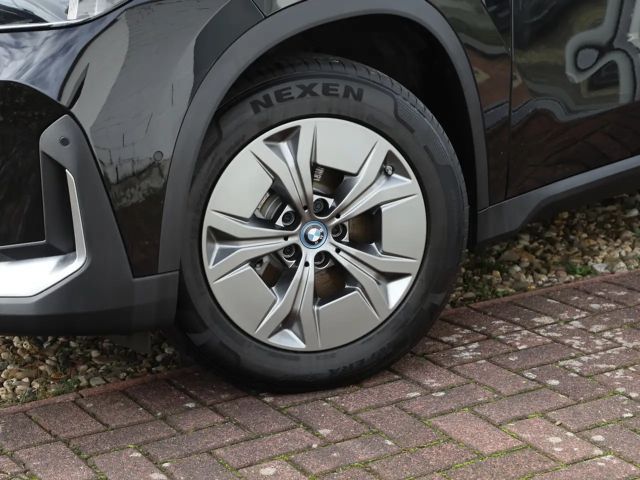 BMW iX1 xDrive30