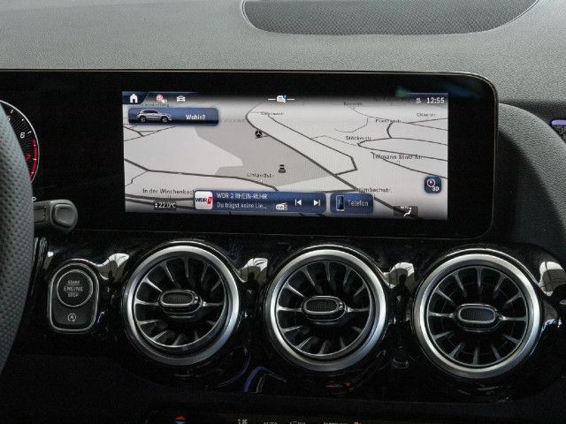 Mercedes-Benz GLA 180 AMG Line