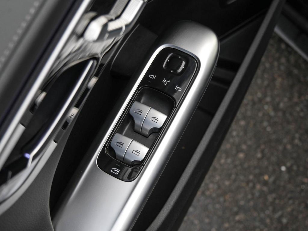 Mercedes-Benz C 200 AMG Line C 200 d Sedan