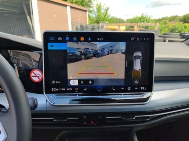 Volkswagen Golf 1.5 eTSI Golf VIII