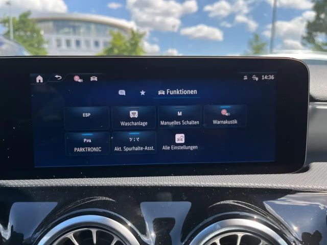 Mercedes-Benz A 200 AMG Line