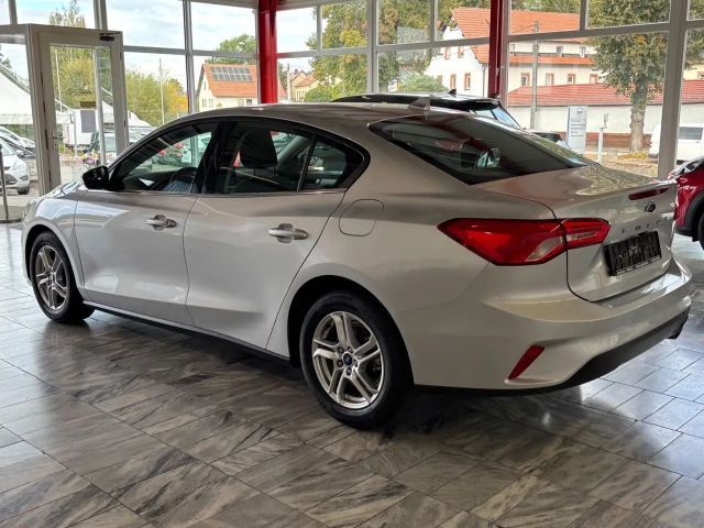 Ford Focus Cool & Connect Limited