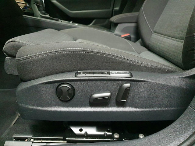 Volkswagen Passat 2.0 TDI Business DSG Variant