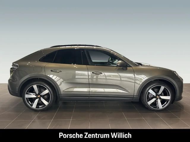 Porsche Macan 4