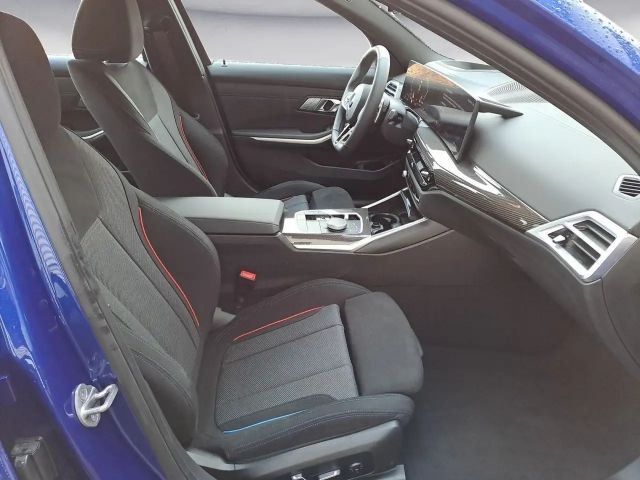 BMW 320 320d M-Sport Sedan