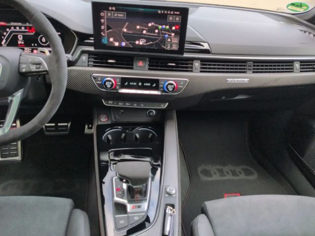 Audi RS4 Comp.+ Matrix ACC HuD Pano RS-AGA