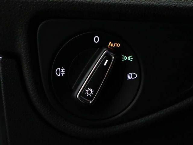 Volkswagen Touran 1.5 TSI DSG