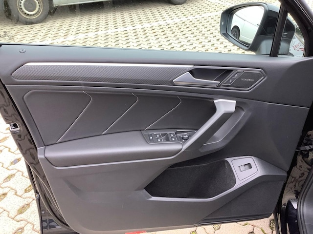 Volkswagen Tiguan 2.0 TSI Allspace DSG R-Line