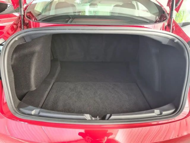 Tesla Model 3 AWD Performance