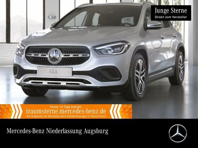 Mercedes-Benz GLA 200 Progressive