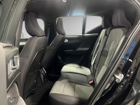 Volvo XC40 Dark Plus Recharge T4