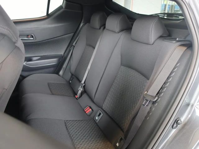 Toyota C-HR Hybride Team D