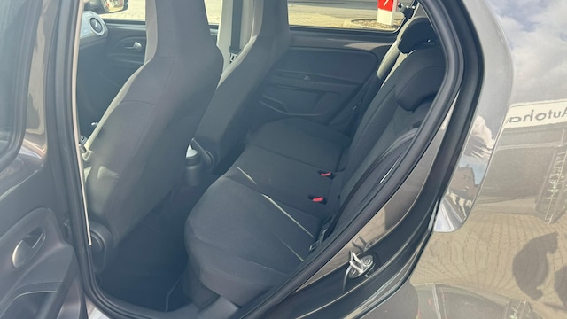 Volkswagen e-up! Move Move up!