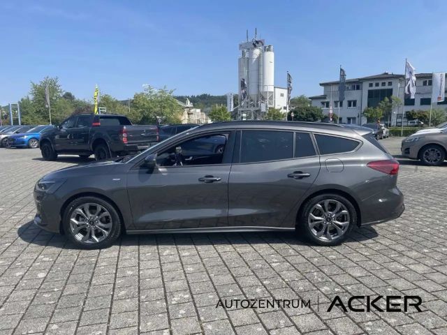 Ford Focus ST Line Wagon