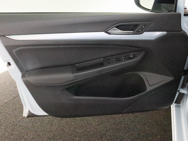 Volkswagen Golf 1.5 eTSI Golf VIII Variant