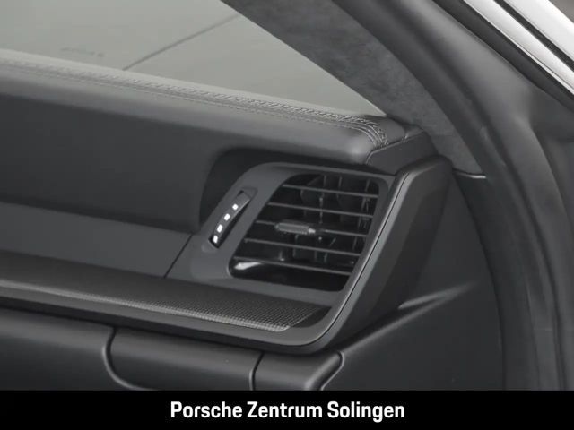 Porsche 992 4 Carrera Coupé GTS