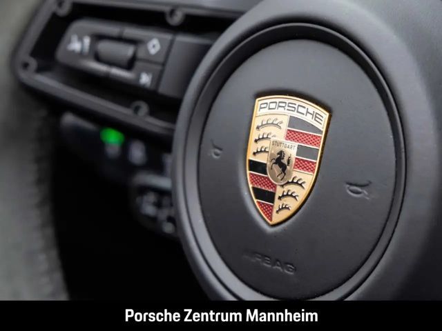 Porsche 992 Cabrio Carrera GTS