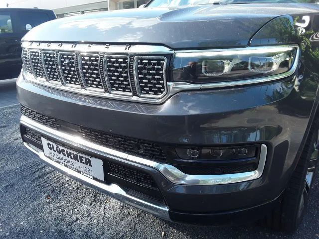 Jeep Wagoneer Series III