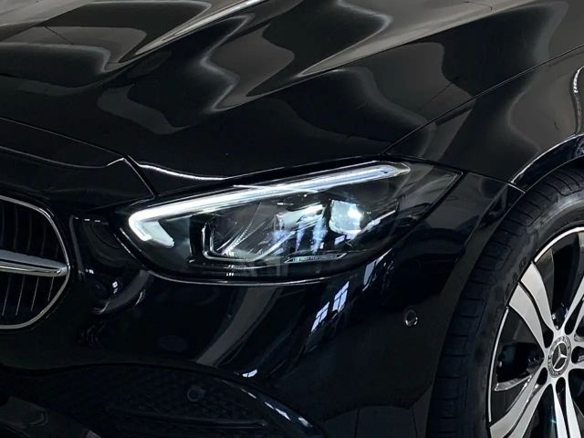 Mercedes-Benz C 200 AVANTGARDE Sedan