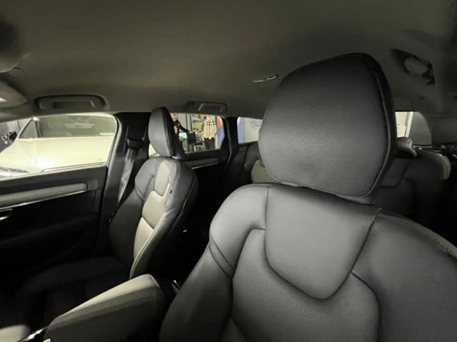 Volvo V90 AWD Dark Plus Recharge T6