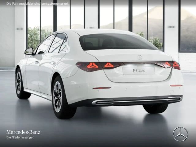 Mercedes-Benz E 200 AVANTGARDE Sedan