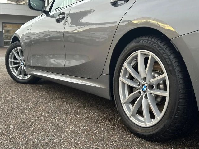 BMW 330 330d M-Sport Touring xDrive