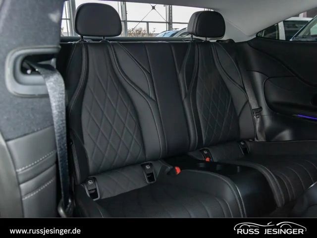 Mercedes-Benz CLE 300 4MATIC AMG Line Coupé