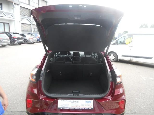 Ford Puma Vivid Ruby Edition