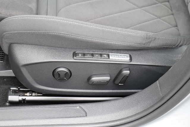 Volkswagen Golf 1.5 TSI DSG Golf VIII