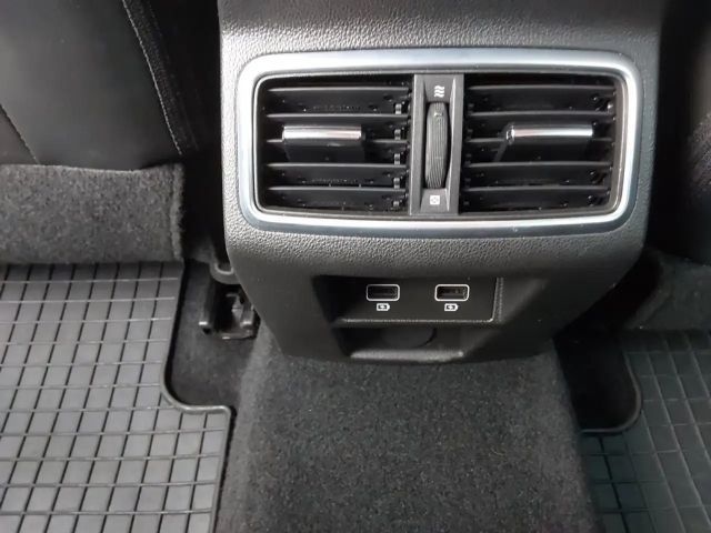 Renault Megane Combi EDC TCe 140 Techno
