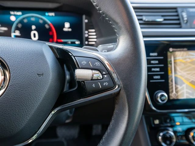 Skoda Superb 2.0 TSI Combi Style Style