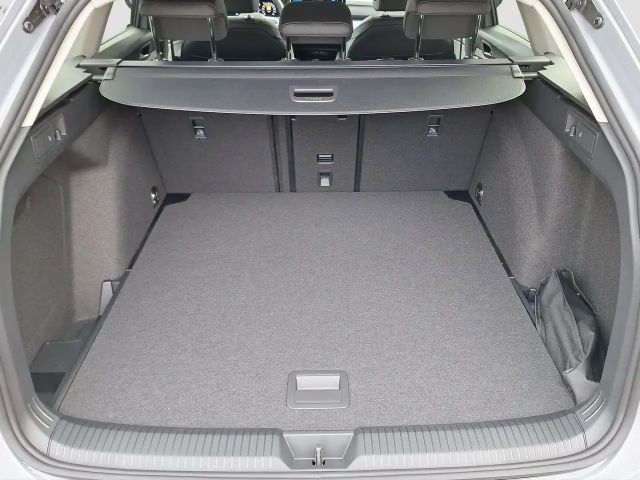 Volkswagen Golf Business DSG Variant