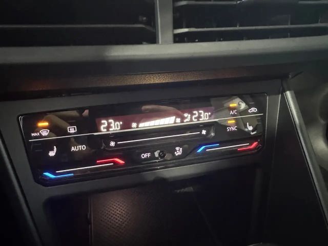 Volkswagen Taigo 1.0 TSI DSG R-Line