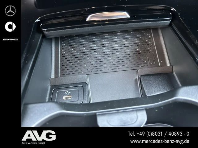 Mercedes-Benz A 200 AMG Line