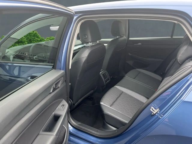 Volkswagen Golf 1.5 eTSI