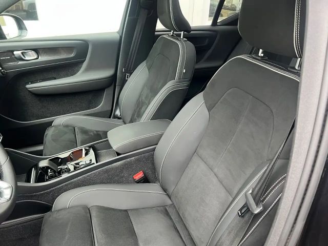 Volvo XC40 Dark Recharge T4 Ultimate