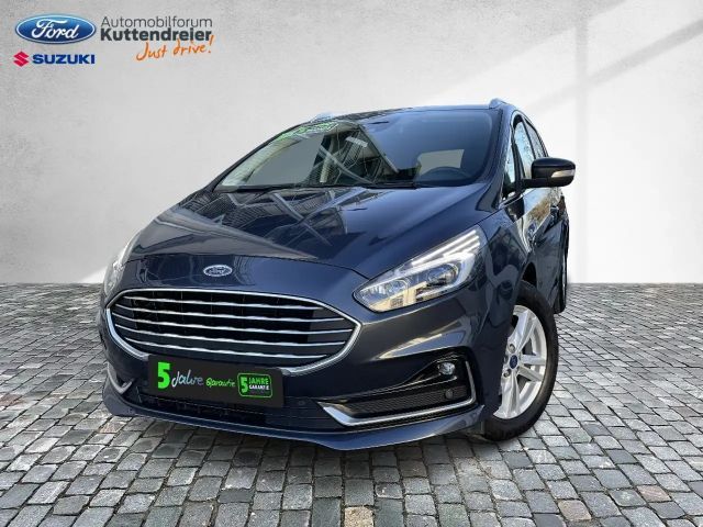 Ford S-Max Titanium