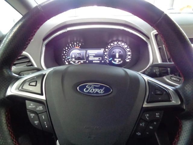 Ford S-Max ST Line