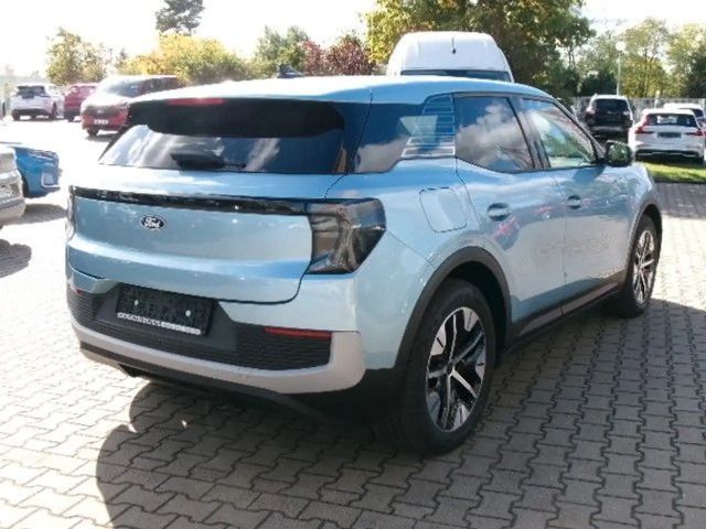 Ford Explorer Extended range RWD