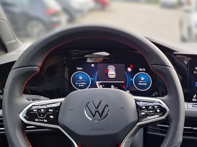 Volkswagen Golf Style